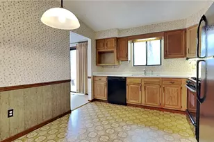 205 Silverdale Dr, Economy, PA 15005 - Photo 11