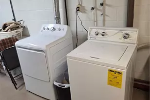 339 Laurie Dr, Pittsburgh, PA 15235 - Photo 15