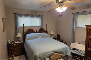 339 Laurie Dr, Pittsburgh, PA 15235 - Photo 9