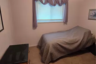 339 Laurie Dr, Pittsburgh, PA 15235 - Photo 11