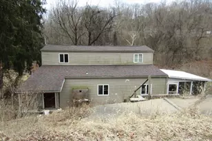 963 McCormick Ln, Pittsburgh, PA 15226 - Photo 1