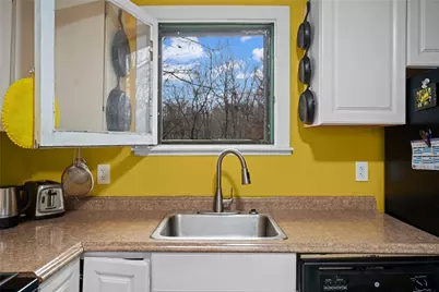 2500 Louisiana Ave, Beechview, PA 15216 - Photo 21