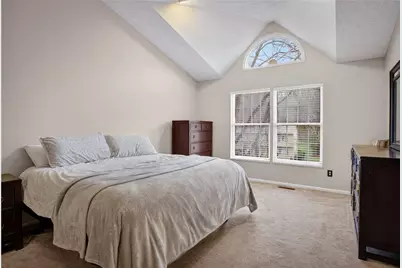 224 Valley Park Dr, Pittsburgh, PA 15216 - Photo 19