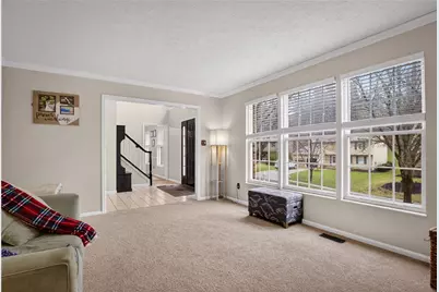 224 Valley Park Dr, Pittsburgh, PA 15216 - Photo 5