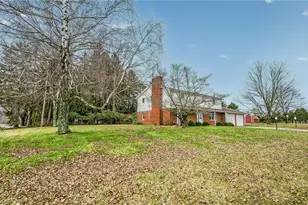 610 W Philadelphia Street Ext, Wheatfield Township (East/West), PA 15920 - Photo 27