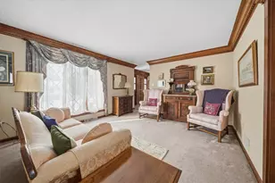 8186 Streamside Dr, Pittsburgh, PA 15237 - Photo 17