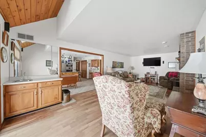 8186 Streamside Dr, Pittsburgh, PA 15237 - Photo 11