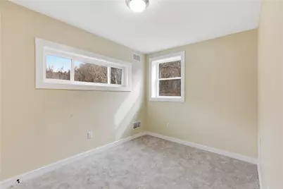 316 Renova St, Pittsburgh, PA 15207 - Photo 15