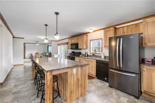 743 Slate Ave, Cranberry Township, PA 16066 - Photo 3