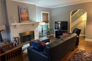 226 Park Entrance Dr, Pittsburgh, PA 15228 - Photo 5