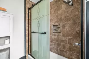 732 Orchard St, Scott Township, PA 15106 - Photo 17