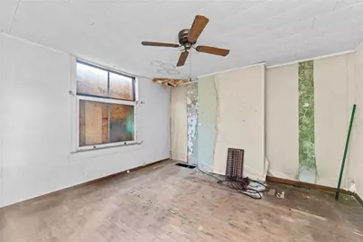 115 Hawkins Ave, Pittsburgh, PA 15214 - Photo 3