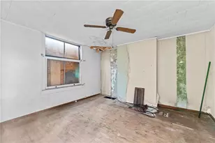 115 Hawkins Ave, Pittsburgh, PA 15214 - Photo 3