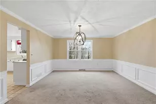 2356 Westgate Dr, Pittsburgh, PA 15237 - Photo 9