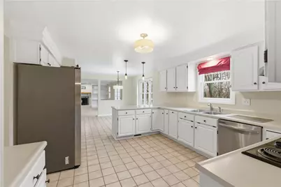 2356 Westgate Dr, Pittsburgh, PA 15237 - Photo 11