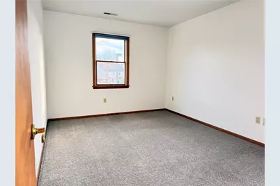 504 Holly Ct, Saxonburg Boro, PA 16056 - Photo 9