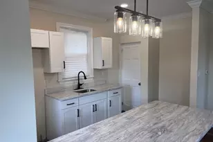 4136 Winterburn Ave, Pittsburgh, PA 15207 - Photo 7