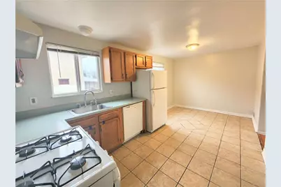 442 Brierly Ln, West Mifflin, PA 15122 - Photo 5