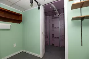 110 Idaway Dr, Ross Twp, PA 15237 - Photo 31