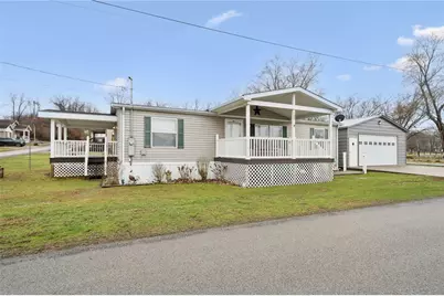 109 1st St, Jefferson Township, PA 15344 - Photo 11