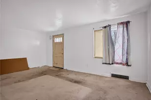 967 Woodbine St, Pittsburgh, PA 15201 - Photo 5