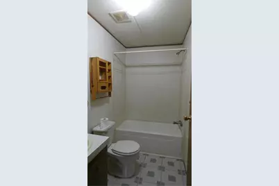 463 Skylare Dr, Prospect Boro, PA 16052 - Photo 9