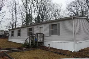 463 Skylare Dr, Prospect Boro, PA 16052 - Photo 3