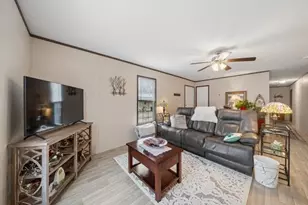 20 Parkvue Dr, Finleyville, PA 15332 - Photo 9