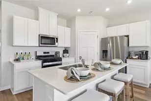 361 Gleneagles Dr, Twp of But NW, PA 16001 - Photo 15