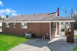 3530 Pinewood Dr, West Homestead, PA 15120 - Photo 15