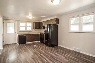 3530 Pinewood Dr, West Homestead, PA 15120 - Photo 7