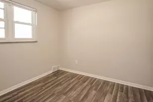 3530 Pinewood Dr, West Homestead, PA 15120 - Photo 11