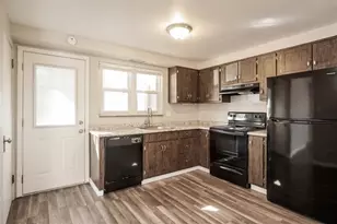 3530 Pinewood Dr, West Homestead, PA 15120 - Photo 5