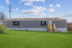 125 Laurel View Dr, Bullskin Township, PA 15666 - Photo 1