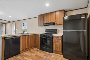 125 Laurel View Dr, Bullskin Township, PA 15666 - Photo 11