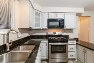 1025 Catherine Dr, Conway, PA 15027 - Photo 7