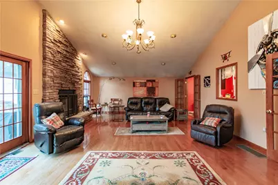 134 Kermiet Dr, Monaca, PA 15061 - Photo 9