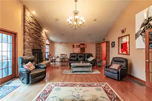 134 Kermiet Dr, Monaca, PA 15061 - Photo 9