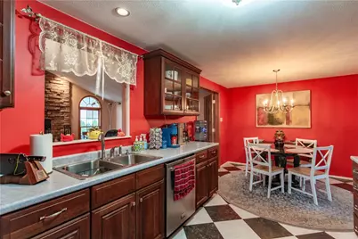 134 Kermiet Dr, Monaca, PA 15061 - Photo 7