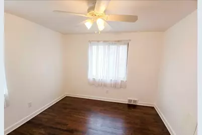 5054 Brownsville Rd, Pittsburgh, PA 15236 - Photo 15