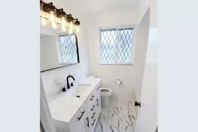 5054 Brownsville Rd, Pittsburgh, PA 15236 - Photo 11