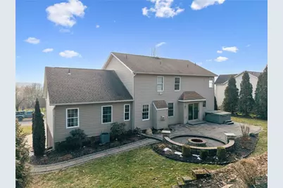 208 Murdock Way, Hempfield Township, PA 15601 - Photo 5