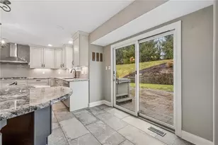 208 Murdock Way, Hempfield Township, PA 15601 - Photo 27