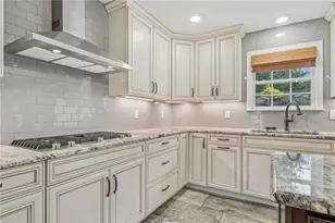 208 Murdock Way, Hempfield Township, PA 15601 - Photo 21