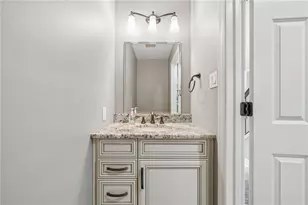 208 Murdock Way, Hempfield Township, PA 15601 - Photo 15