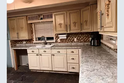 404 Triangle Dr, Kennedy Township, PA 15136 - Photo 3