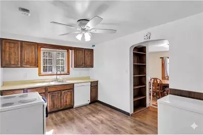 2052 Main St, Penn Twp, PA 15623 - Photo 3