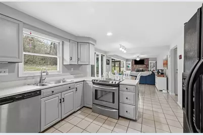 2377 Rexford Dr, Pittsburgh, PA 15241 - Photo 15