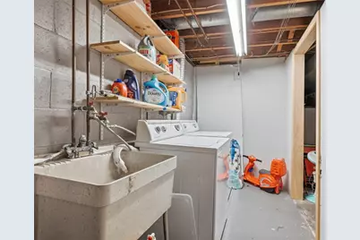 2377 Rexford Dr, Pittsburgh, PA 15241 - Photo 41