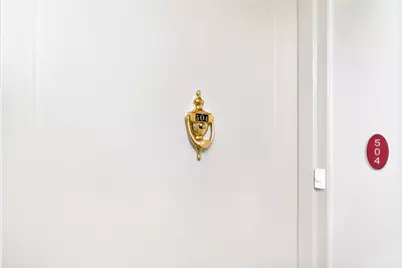 55 Highland Rd #504, Bethel Park, PA 15102 - Photo 7